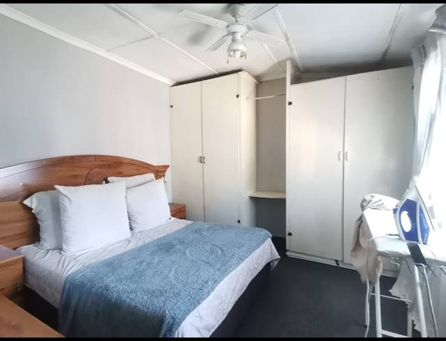 3 BEDROOM HOUSE FOR SALE IN REGENTS PARK